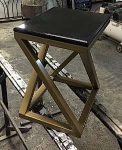 kare parlak memer şeklinde metal ahşap orta sehpa xylanderovith.shop